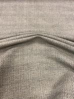 Weefstof met een dikke weefstructuur en een onregelmatige