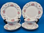 Royal Kent – Teeservice mit Rosen- und Rocaillen-Dekor –