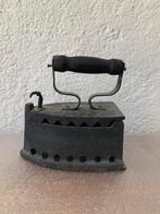 Decoratief ornament - koolstofstrijkijzer - Europa - Ijzeren