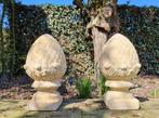 Beeldje - Acorns - finials (2) - Steen, Antiek en Kunst, Curiosa en Brocante