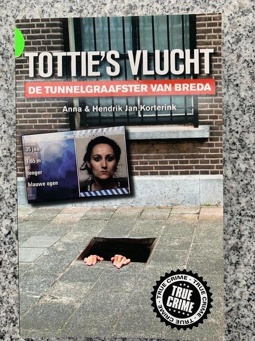 Tottie’s vlucht - de tunnelgraafster van Breda, Boeken, Geschiedenis | Stad en Regio, 20e eeuw of later, Gelezen, Verzenden