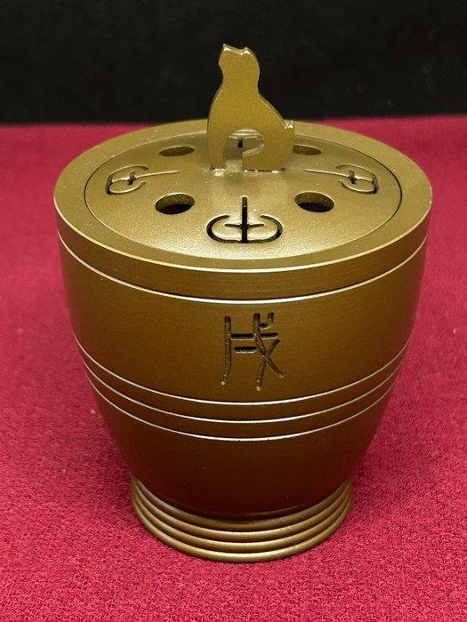 Brass Incense burner - Hasuda Shugoro (August 2, 1915 -, Antiek en Kunst, Antiek | Overige Antiek