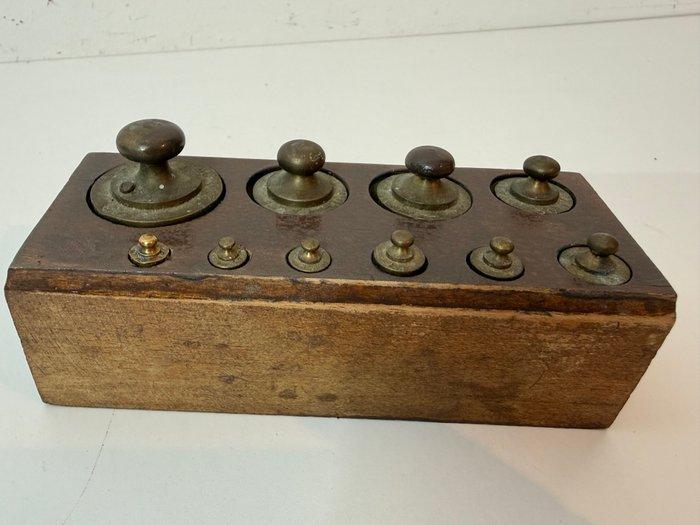 Sluitgewichten - Eik - Gewichtsblok Weegschaal, Antiek en Kunst, Antiek | Keukenbenodigdheden