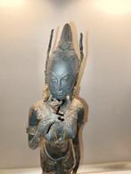Thaise bronzen bodhisattva beeldhouwwerk - sculptuur -