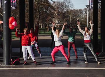 Dans geniet en afvallen! Zumba is een goed idee! beschikbaar voor biedingen