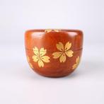 Ooigawa Natsume (theeopslag) met goud makie door Okamoto