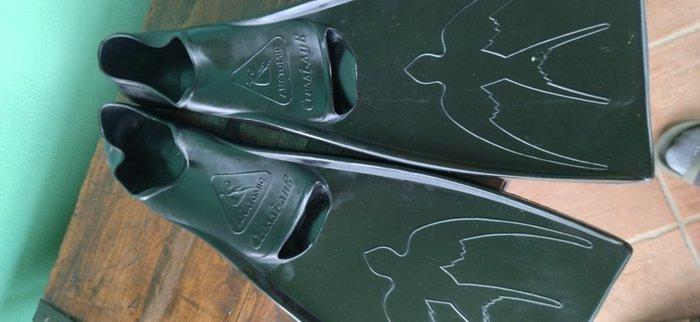 1975 - Pinne Cressi Rondine Anatomic, Verzamelen, Overige Verzamelen