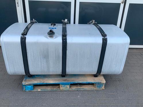 Brandstoftank Scania 700 Liter 1871192, Auto-onderdelen, Vrachtwagen-onderdelen, Gebruikt, Scania, Brandstofsystemen, Ophalen