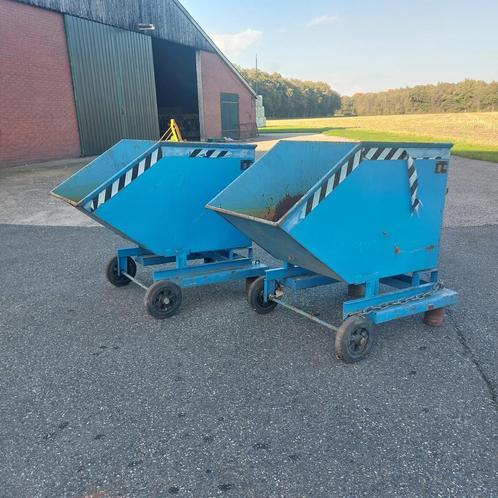 Kiepbak kantelbak spanenbak heftruck 400 liter, Zakelijke goederen, Machines en Bouw | Heftrucks en Intern transport, Voorzetapparatuur