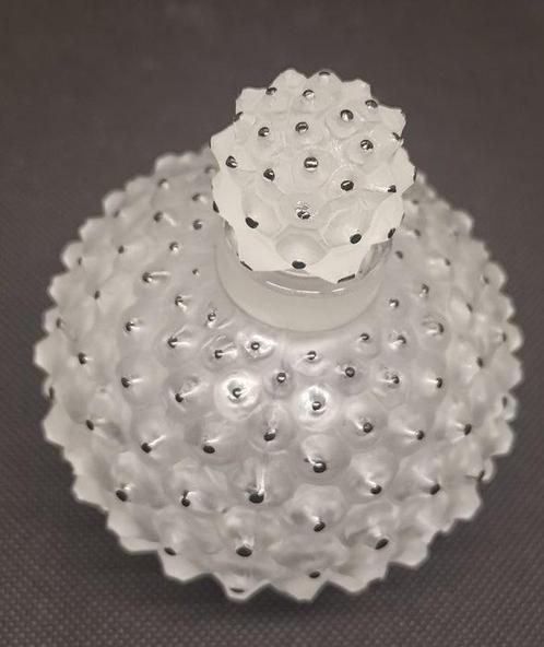 Lalique - Parfumfles - handeling - Kristal, Antiek en Kunst, Antiek | Glas en Kristal