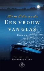 Een vrouw van glas 9789029575119 Kim Edwards, Verzenden, Gelezen, Kim Edwards