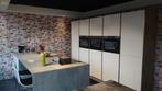 Nolte Showroom Keuken Soft Lack Arctic Wit – Stone Beton, Overige typen, Nieuw, Kunststof, Met kookeiland