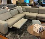 Colorado hoekbank met diverse elektrische functies., Huis en Inrichting, Banken | Bankstellen, Ophalen, 250 tot 300 cm, Hoekbank