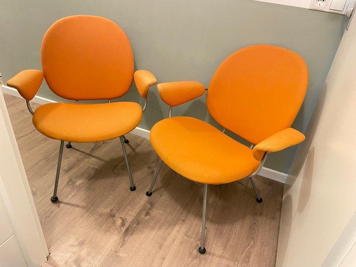 Kembo - W.H. Gispen - Stoel (2) - 302 “Triennale” - Textiel,, Antiek en Kunst, Antiek | Meubels | Stoelen en Banken