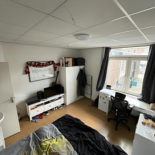 Studentenkamer in Huize Bentley gevonden in Tilburg, Huizen en Kamers, Kamers te huur, Minder dan 20 m², Tilburg