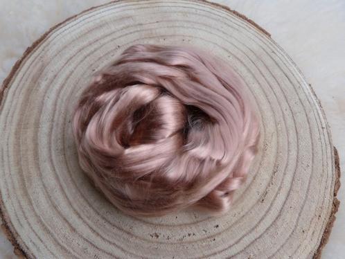 Tencel in lont zalm (roze), Hobby en Vrije tijd, Spinnewielen en Spinnen, Overige typen, Nieuw, Ophalen of Verzenden