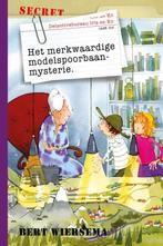 Het merkwaardige modelspoorbaanmysterie / Detectivebureau, Verzenden, Zo goed als nieuw, Bert Wiersema