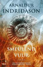 Smeulend vuur / Konrad / 3 9789021467948 Arnaldur Indridason, Boeken, Overige Boeken, Verzenden, Zo goed als nieuw, Arnaldur Indridason