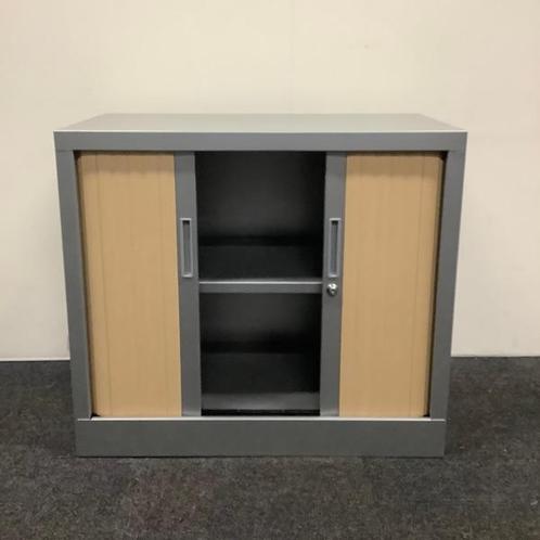 Outlet roldeurkast / archiefkast vv 1 legborden, sleutel,, Zakelijke goederen, Kantoor en Winkelinrichting | Kantoormeubilair en Inrichting