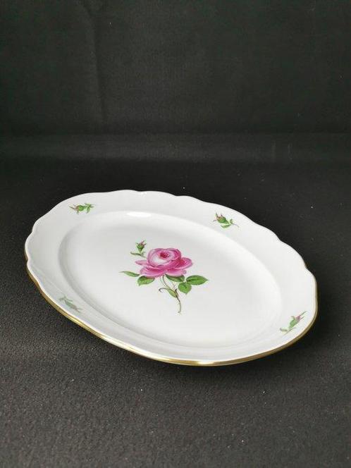 Meissen - Red Rose - piatto ovale - L 35 cm - Serveerschaal, Antiek en Kunst, Antiek | Meubels | Tafels