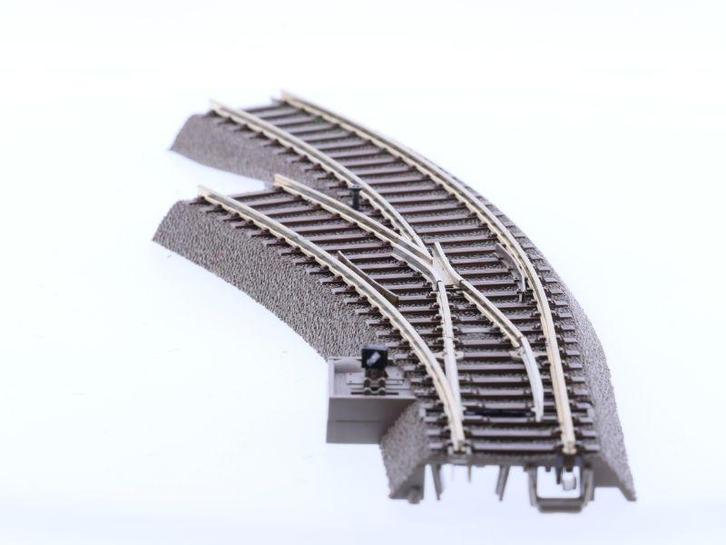 Schaal H0 Trix 62671 74490 Elektrische gebogen wissel lin..., Hobby en Vrije tijd, Modeltreinen | H0, Gelijkstroom, Analoog, Gebruikt