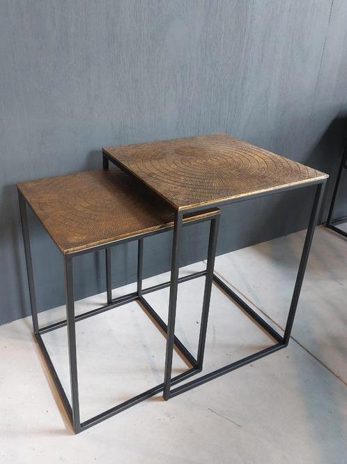 Showroom uitverkoop - Bijzettafel Iron RENEW  set van 2, Huis en Inrichting, Tafels | Bijzettafels, Nieuw, Ophalen of Verzenden