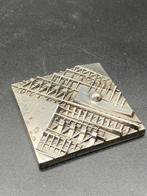 Arnaldo Pomodoro (1926) - sculptuur, Milano - 6.5 cm -