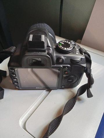 Nikon D3100 + AF-S 18-55mm G-DX-VR Digitale camera beschikbaar voor biedingen