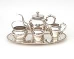 Een vijfdelig zilveren theeservies, Duitsland, 20e eeuw, Antiek en Kunst, Antiek | Goud en Zilver