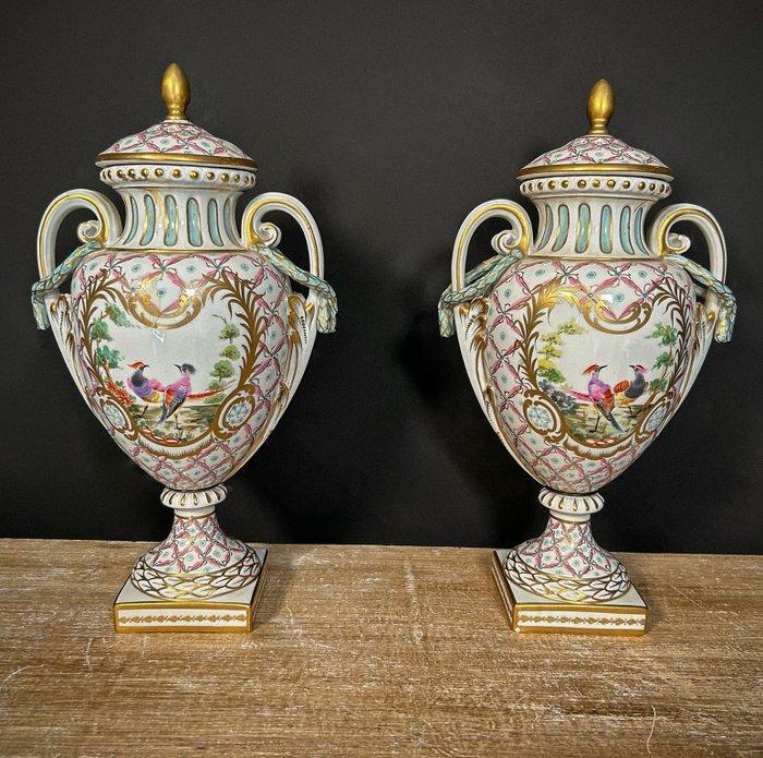 Vaas (2) - Keramiek - Vasi Bourdois & Bloch porcelaine de, Antiek en Kunst, Antiek | Glas en Kristal