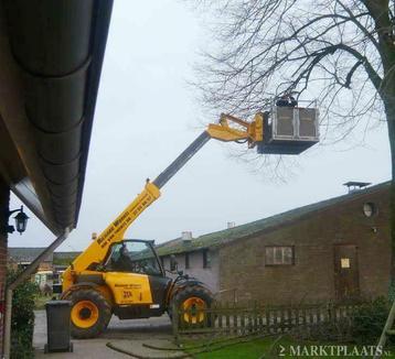 Bomen snoeien, dak,  silo`s (schoon)maken met verreiker beschikbaar voor biedingen