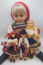 Quattro bambole Cecoslovacche in costume tradizionale  - Pop