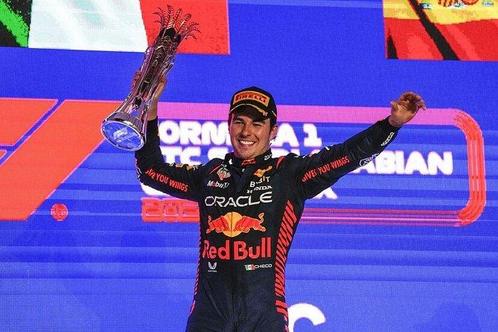 Minichamps 1:43 - Modelauto - Rare! Sergio Perez Oracle Red, Hobby en Vrije tijd, Modelauto's | 1:5 tot 1:12