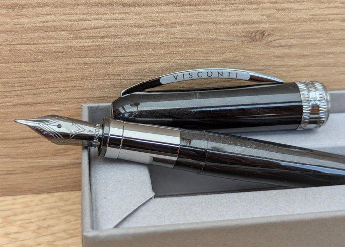 Visconti - 2x Rembrandts BLUE + BLACK Fountain pen - Vulpen, Verzamelen, Pennenverzamelingen