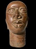 Tete commémorative - Hoofd van een figuur - tête de reine, Antiek en Kunst, Kunst | Niet-Westerse kunst