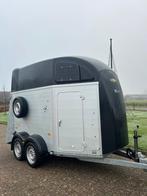 Nieuwstaat Humbaur vol-alu 2-paards met zadelkamer!, Dieren en Toebehoren, Paarden en Pony's | Trailers en Aanhangwagens, Ophalen