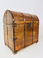 Kist - 19e eeuw Britische/Amerikaanse scheepskistje - Hout,