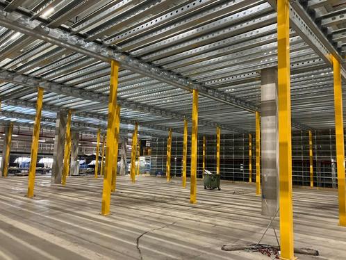 UNIEK Entresolvloer, tussenvloer 1513 m2 6 meter hoog, Zakelijke goederen, Kantoor en Winkelinrichting | Magazijn, Stelling en Opslag
