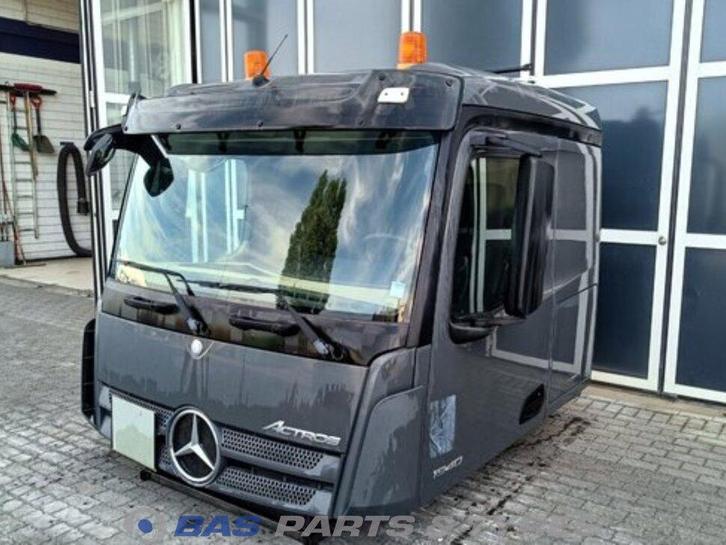 Mercedes Actros MP4 ClassicSpace L-cab L2H1 A 000 600 01 01, Auto-onderdelen, Vrachtwagen-onderdelen, Gebruikt, Mercedes-Benz