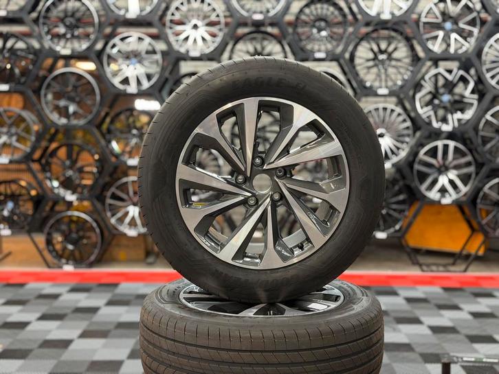 Audi Q6 e-Tron 19” Originele Set €950 | Set Goodyear Demo, Auto-onderdelen, Banden en Velgen, Banden en Velgen, Gebruikt, 19 inch