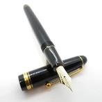 Pilot - Custom 74 (black) - 14K gold nib (EF) - Vulpen, Verzamelen, Pennenverzamelingen, Nieuw