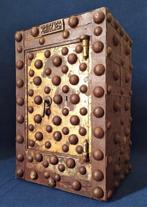 Brandkast - IJzer - IJzeren kluis - in antieke stijl, Antiek en Kunst, Antiek | Meubels | Stoelen en Banken