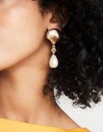 Oscar De La Renta - Verguld - Oorbellen - Shell en Pearl