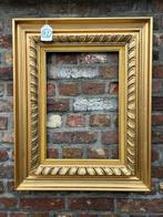 Lijst - 92. Vergulde uitgestoken massief houten, Antiek en Kunst