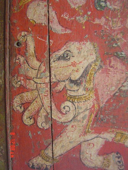 Paneel met een witte olifant en godheid. - Hout - India -, Antiek en Kunst, Kunst | Niet-Westerse kunst