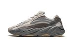 Adidas Yeezy 700 V2 Tephra - maat 42 2/3 (Sneakers), Verzenden, Nieuw, Sneakers of Gympen, ["Yeezy Adidas","Yeezy","Adidas"]