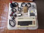 Commodore VIC-20 computers and various vintage accessories, Nieuw