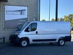 Fiat Ducato 30 2.3 MultiJet L2H1*ECC*HAAK*CRUISE*NAVI*TEL*3P, Auto's, Stof, Gebruikt, Overige kleuren, Grijs