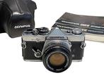 Olympus OM 2n +24/35/50/135/300/500mm + Acc. Analoge camera, Nieuw