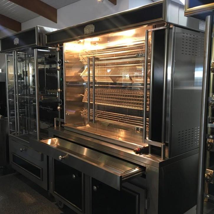 Showroommodel ROTISSERIE US LEGEND, 4 SPITTEN, Zakelijke goederen, Horeca | Keukenapparatuur, Gebruikt, Fornuis, Frituur en Grillen